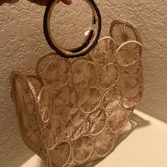 Guadalupe Alamo Basket Bag Neutral Tan Open Weave Artsy Coastal Boho Unique NWT - Picture 6 of 13